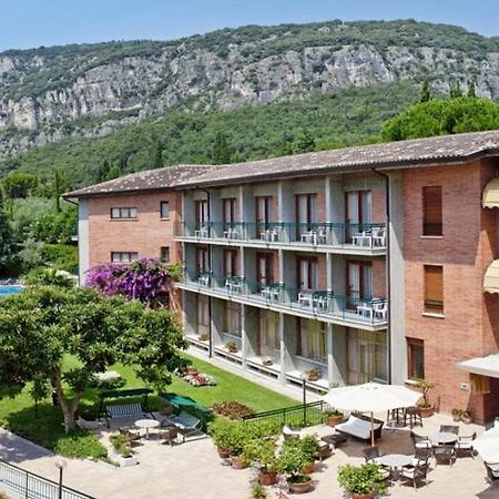 Hotel Gabbiano - Garda Lake Collection Buitenkant foto